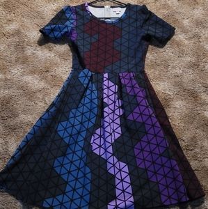 Amelia Lularoe Geometric Pattern S